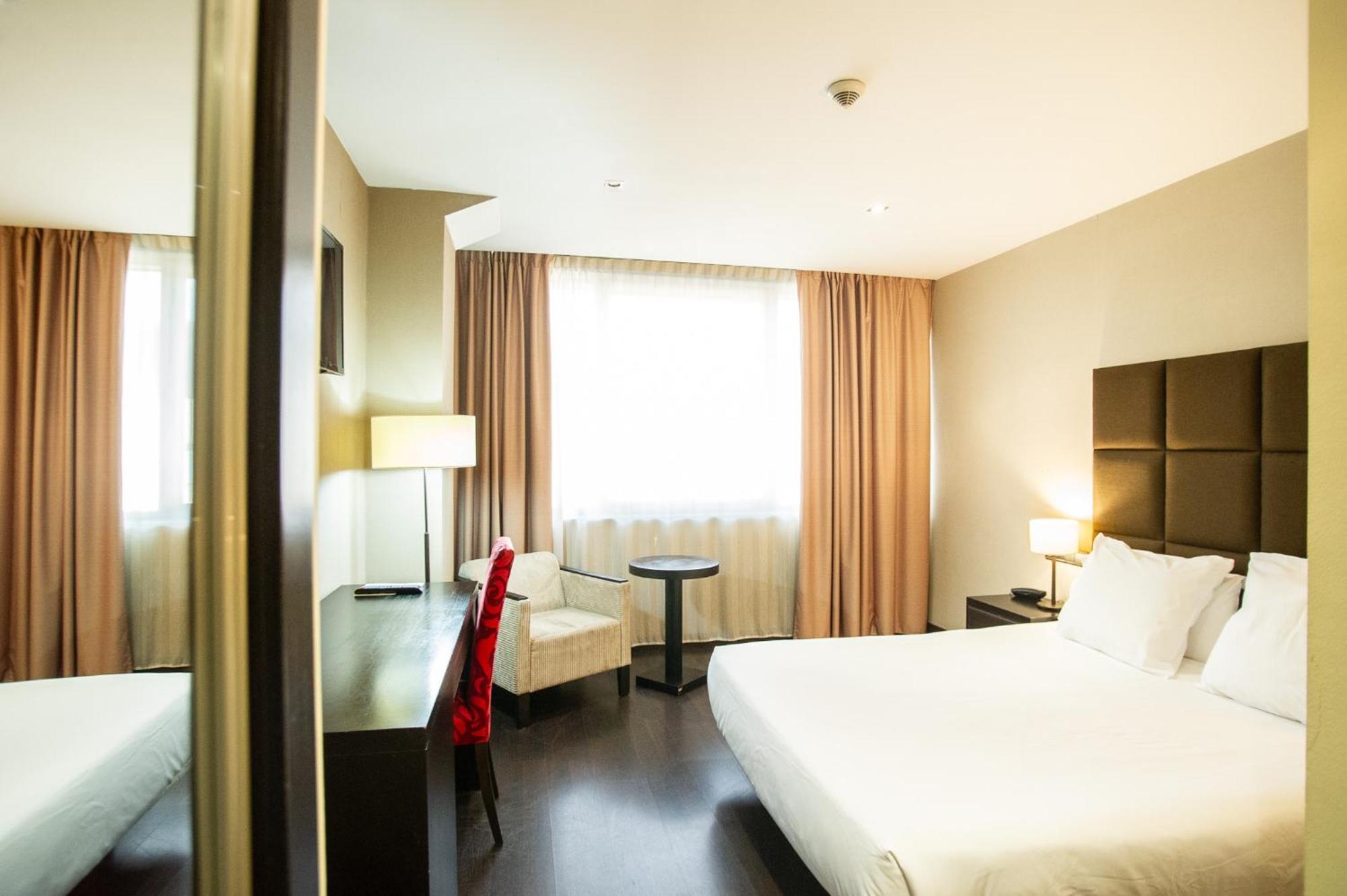 Azz Asturias Langrehotel & Spa Langreo Exteriör bild
