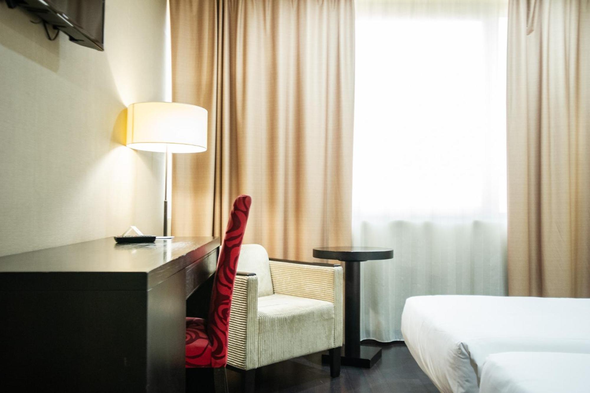 Azz Asturias Langrehotel & Spa Langreo Exteriör bild