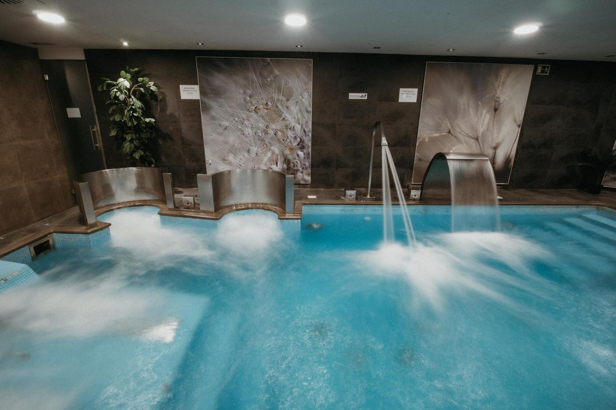 Azz Asturias Langrehotel & Spa Langreo Exteriör bild